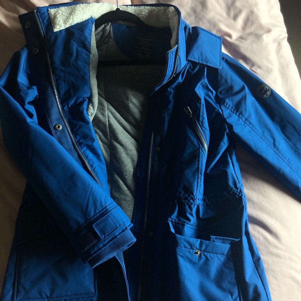 Down jacket, A&F coral blue. Adjustable size